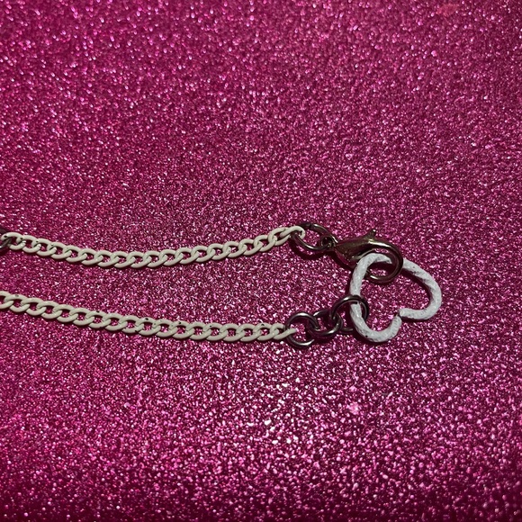 🌨️The Queen Frostine “Just in Case” Necklace🌨️ - Picture 7 of 9